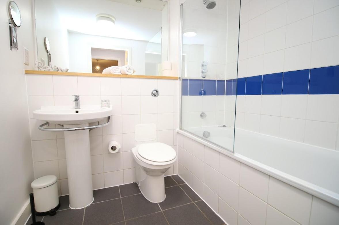 Hamilton Court 1Bedroom Apartment, Bright And Central Location With Balcony And Wi-Fi Bristol Buitenkant foto