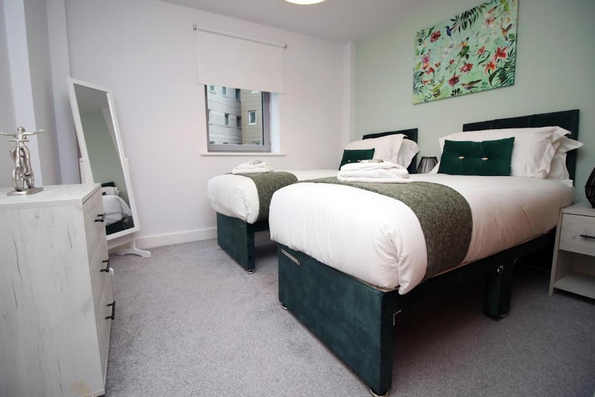Hamilton Court 1Bedroom Apartment, Bright And Central Location With Balcony And Wi-Fi Bristol Buitenkant foto